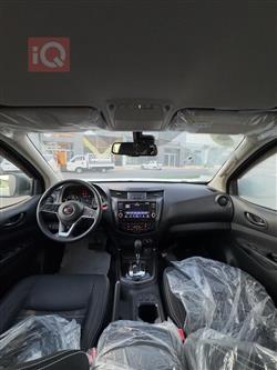 نیسان نەڤارا